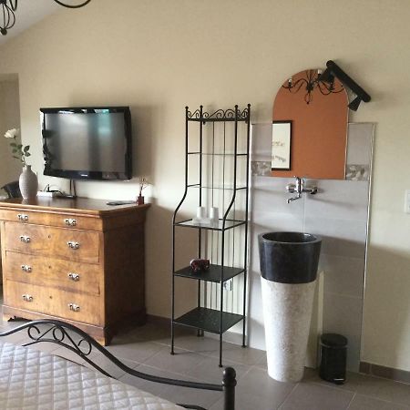 ヴァロンソル Les Secrets Du Mistral Bed & Breakfast エクステリア 写真