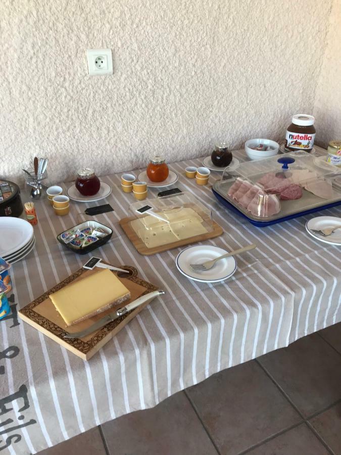 ヴァロンソル Les Secrets Du Mistral Bed & Breakfast エクステリア 写真