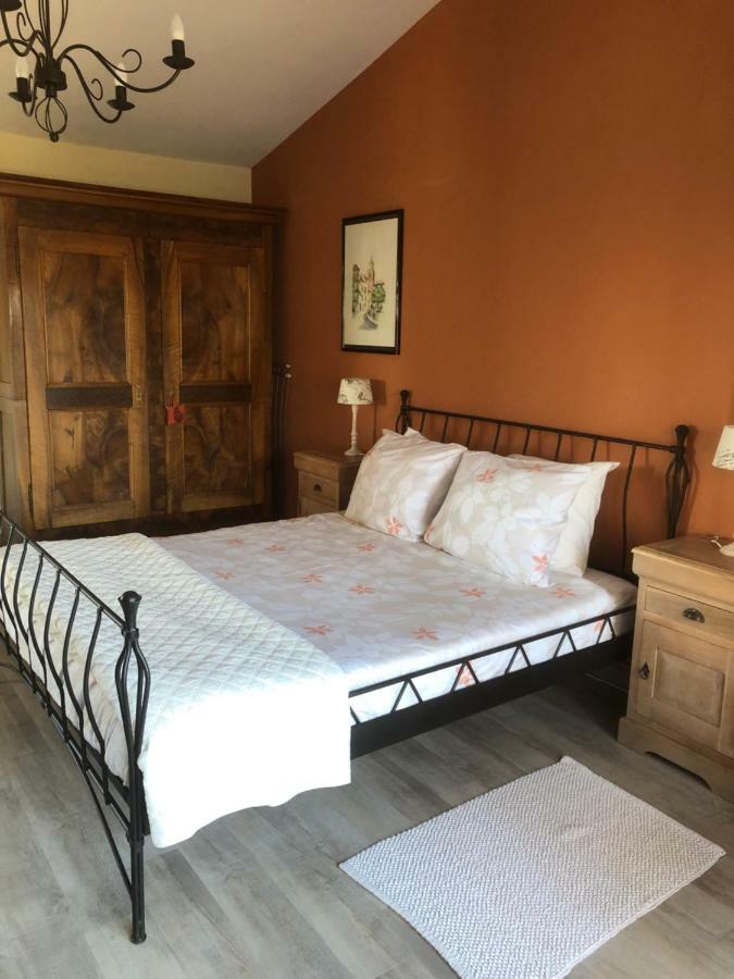 ヴァロンソル Les Secrets Du Mistral Bed & Breakfast エクステリア 写真