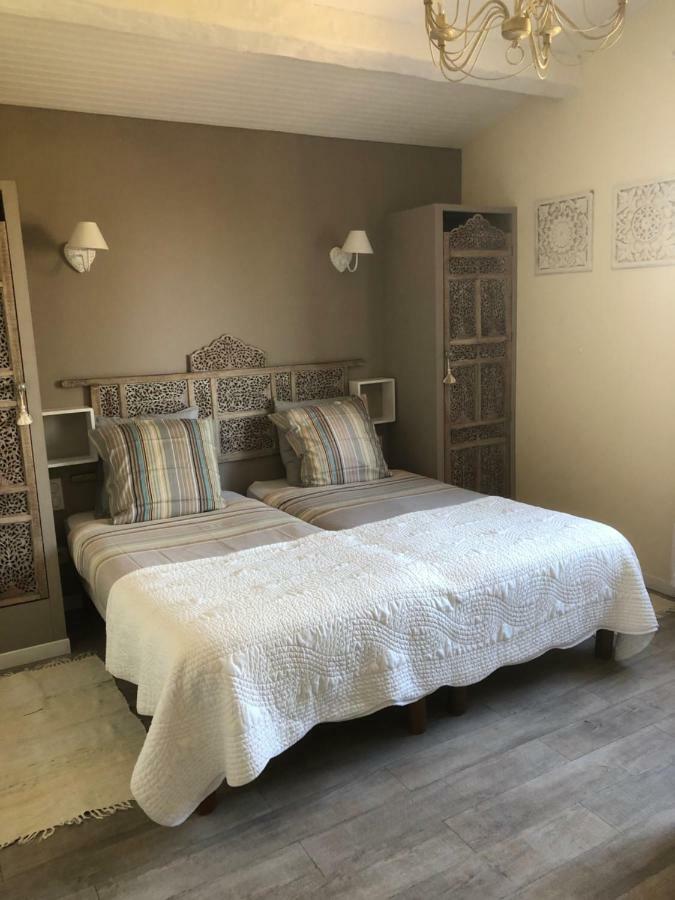ヴァロンソル Les Secrets Du Mistral Bed & Breakfast エクステリア 写真