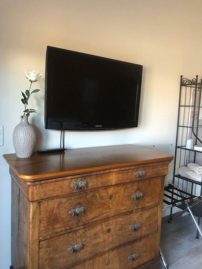 ヴァロンソル Les Secrets Du Mistral Bed & Breakfast エクステリア 写真